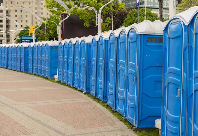 portable restrooms lined up at a marathon, ensuring runners can take a much-needed bathroom break in Ashland OH